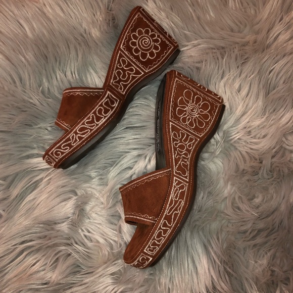Via Spiga Shoes - Via Spiga Vintage embroidered brown suede